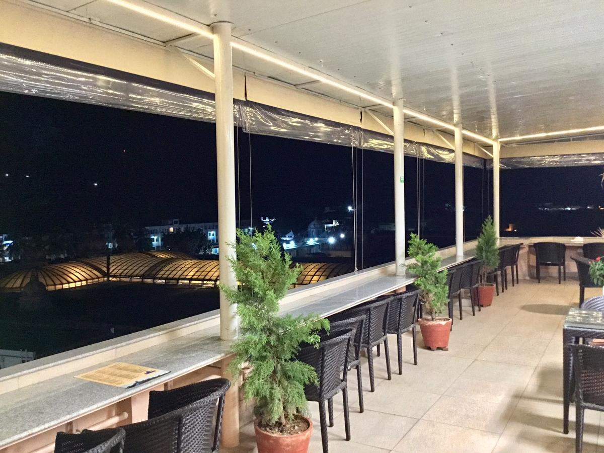 Sai Towers Hotel Puttaparthi Bagian luar foto